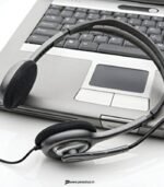 Logitech H111 Wired On-Ear Stereo Headphones with Mic (Black) preodux.in
